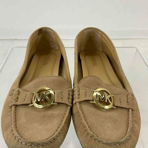 MICHAEL Kors MK Designer Beige Suede Slip-On Loafers Flats Size 8.5 - Picture 1 of 6